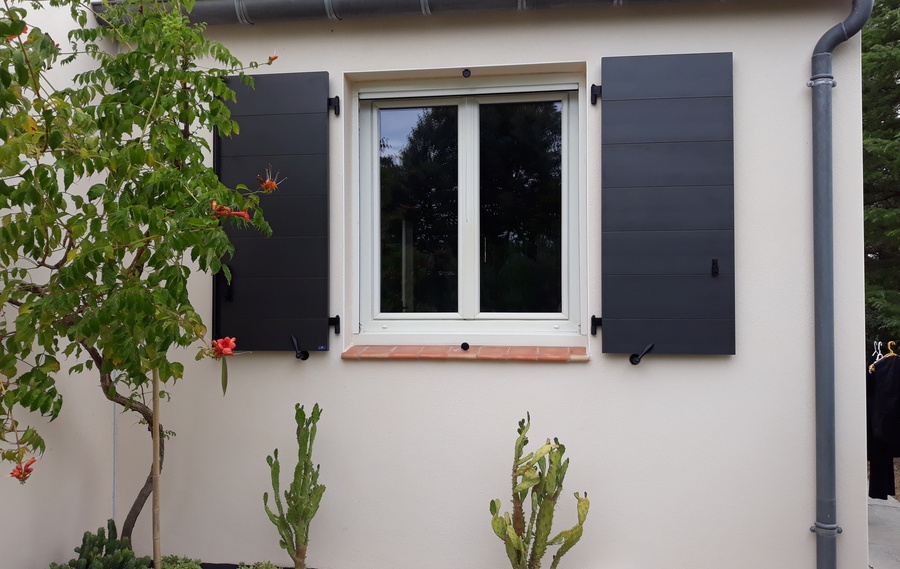 Volets battants épurés à CHATOU