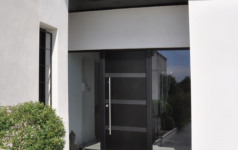 Notre gamme de portes d'entrée en ALU CLASSIQUE et CONTEMPORAINE à CHATOU