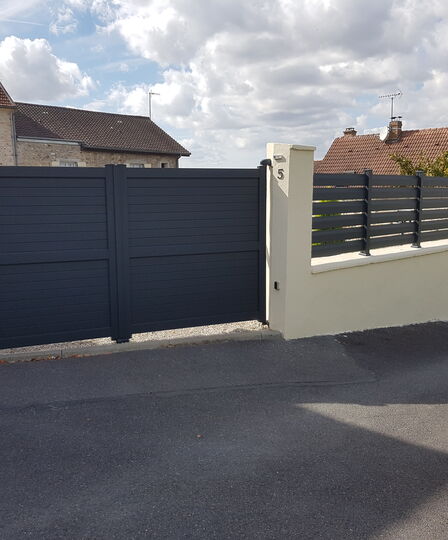 Portail alu à Saint-Germain-en-Laye : allier sécurité, élégance et performance